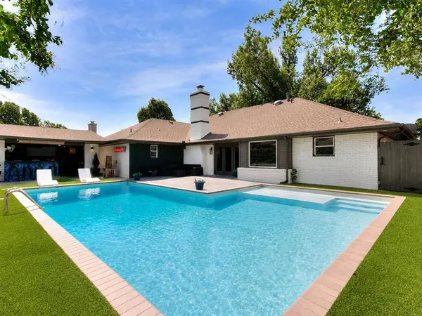 2621 NW 59th ST