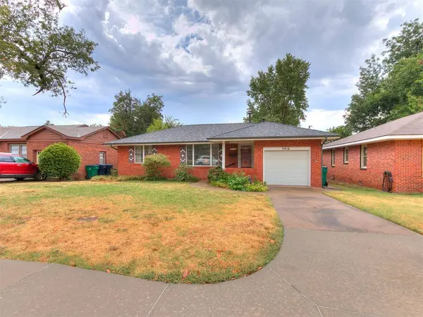3916 Cashion PL, Oklahoma City, OK 73112