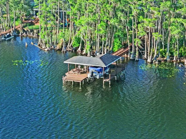 21019 MARSH HAWK DR, Land O Lakes, FL 34638
