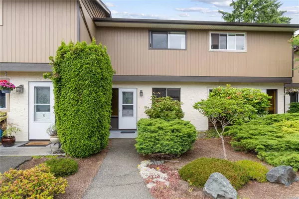 309 Moilliet St S #7, Parksville, BC V9P 1N1