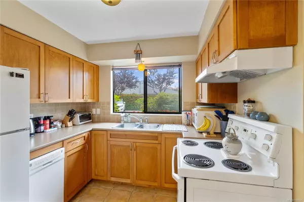 309 Moilliet St S #7, Parksville, BC V9P 1N1