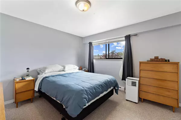 309 Moilliet St S #7, Parksville, BC V9P 1N1