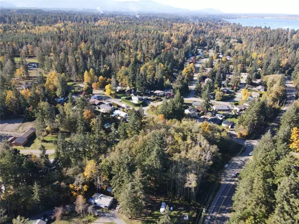 Lot 4 Island Hwy S, Royston, BC V9N 9T1