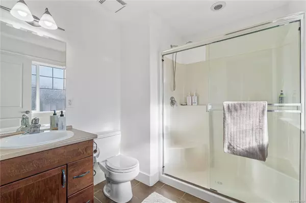 344 Hirst Ave #12, Parksville, BC V9P 1K4