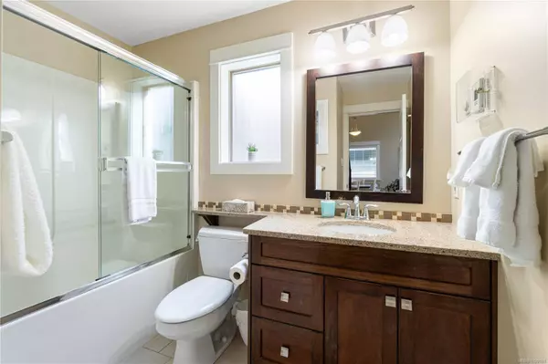 1130 Resort Dr #261, Parksville, BC V9P 2E3