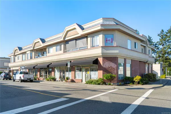 125 McCarter St #207, Parksville, BC V9P 2H6