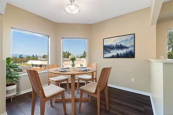 125 McCarter St #207, Parksville, BC V9P 2H6