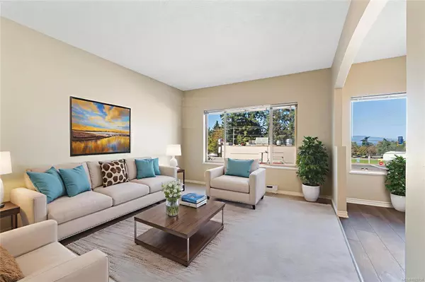 125 McCarter St #207, Parksville, BC V9P 2H6