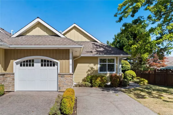 447 Pym St S #25, Parksville, BC V9P 2H9