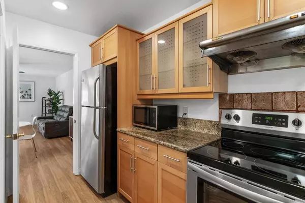 17465 Plaza Del Curtidor #207, San Diego, CA 92128