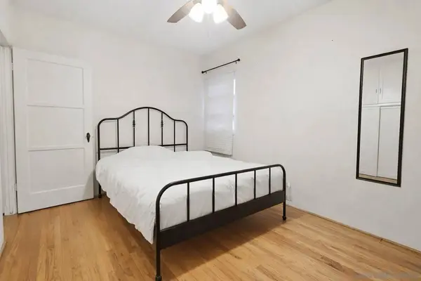 4695 51st St, San Diego, CA 92115