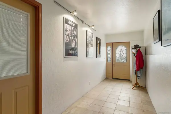 1015 La Mesa, Spring Valley, CA 91977