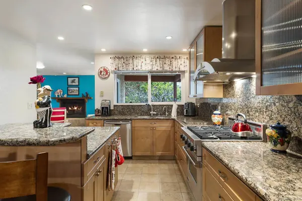 1015 La Mesa, Spring Valley, CA 91977