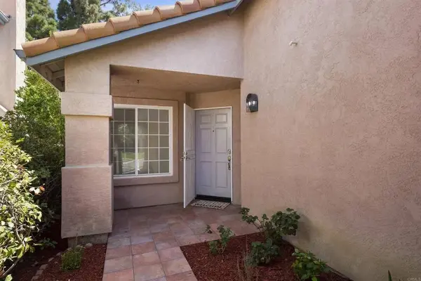 1721 Corte Viejo, Oceanside, CA 92056