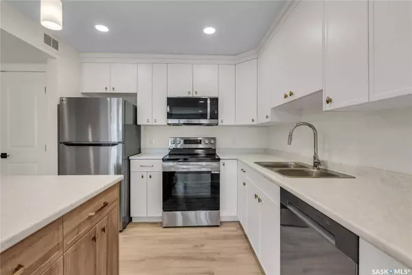 318 108th STREET W #103, Saskatoon, SK S7N 1P8