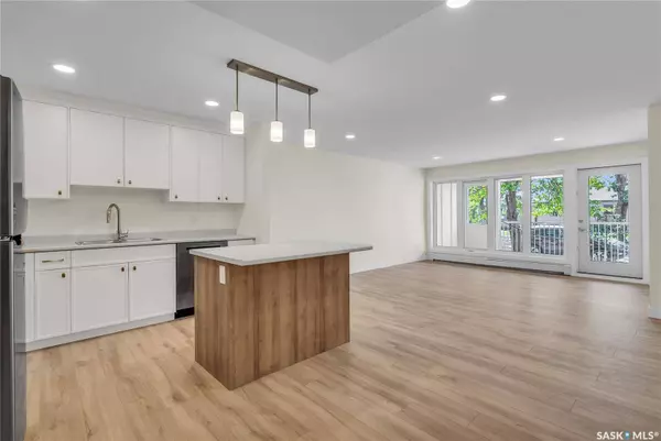 318 108th STREET W #103, Saskatoon, SK S7N 1P8