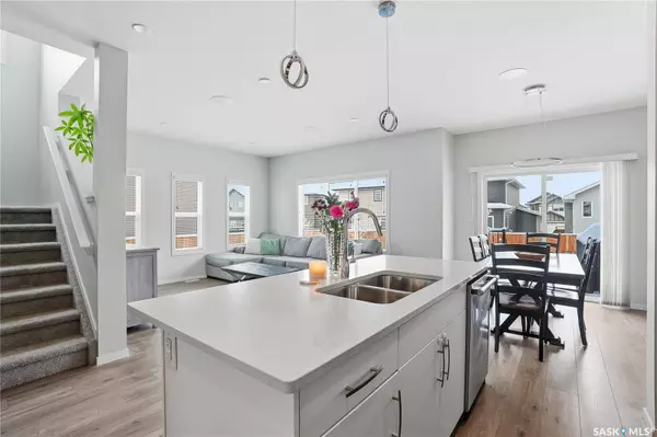 551 Kensington PLACE, Saskatoon, SK S7L 6N5