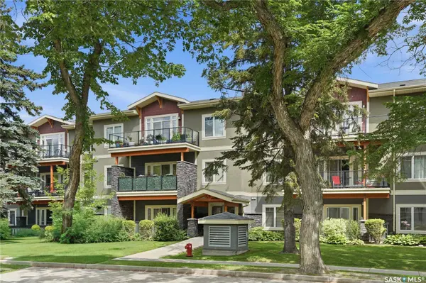 721 8th STREET #203, Saskatoon, SK S7H 0R4