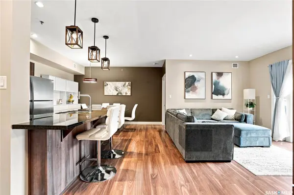 721 8th STREET #203, Saskatoon, SK S7H 0R4