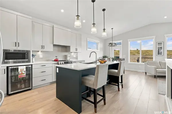 439 Doran CRES, Saskatoon, SK S7V 1W2