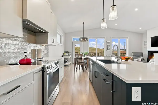 439 Doran CRES, Saskatoon, SK S7V 1W2