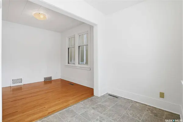 912 5th AVENUE N, Saskatoon, SK S7K 2S1