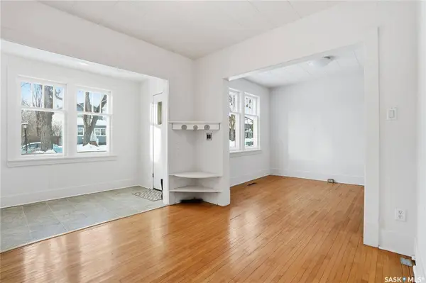 912 5th AVENUE N, Saskatoon, SK S7K 2S1