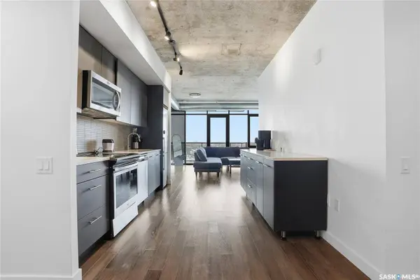 490 2nd AVENUE S #1302, Saskatoon, SK S7K 4H5