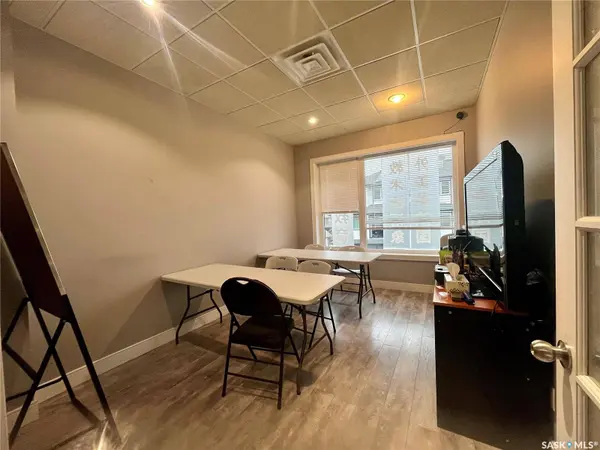 419 Willowgrove SQUARE #207, Saskatoon, SK S7W 0T2