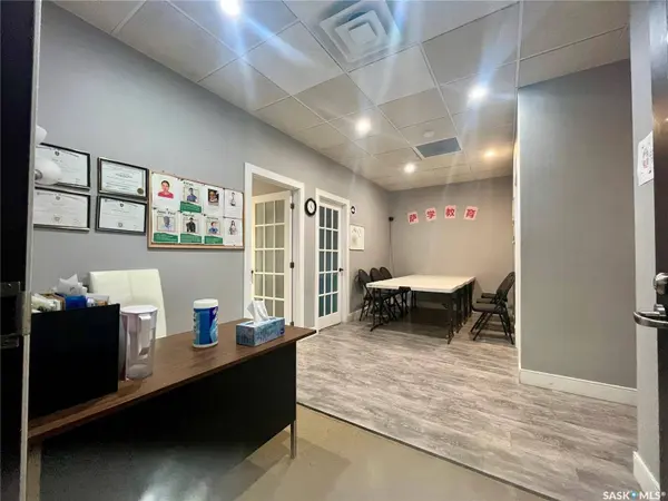 419 Willowgrove SQUARE #207, Saskatoon, SK S7W 0T2