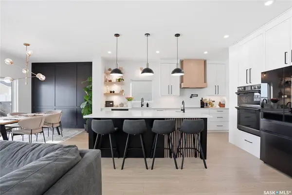 139 Woolf BEND, Saskatoon, SK S7W 1E6