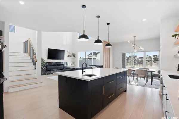 139 Woolf BEND, Saskatoon, SK S7W 1E6