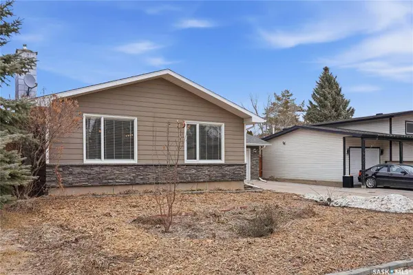 418 Pinehouse DRIVE, Saskatoon, SK S7K 4X5