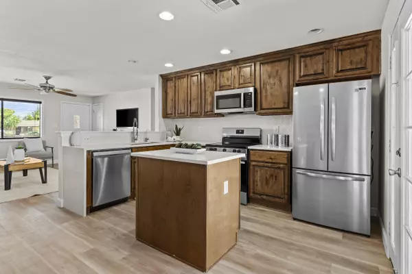 Phoenix, AZ 85032-5344,14412 N 35th Pl