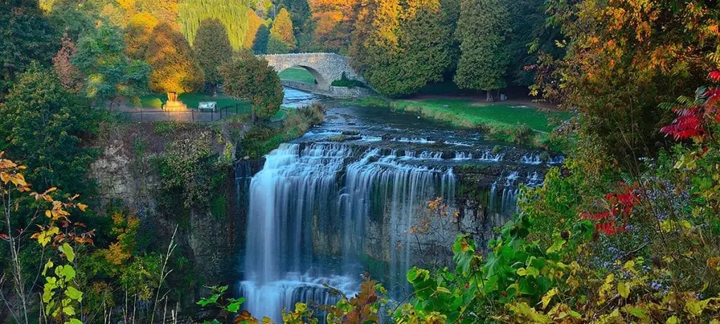 stoney-creek-ontario-homes-nature-waterfalls-best-place-to-live (1)