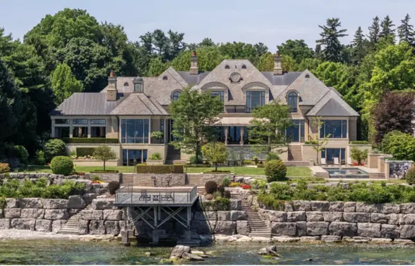 Realtor.ca Oakville: Luxury Homes for Sale & Market Insights (2026),Ana Bastas