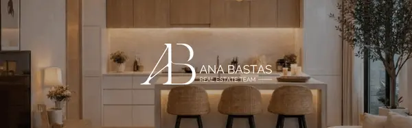 Living in Brookville: Luxury Estate Living, Country Charm, and One of Milton's Best-Kept Secrets,Ana Bastas