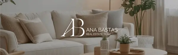 Living in Campbellville: Luxury Country Living, Equestrian Estates, and Rural Charm in Milton,Ana Bastas