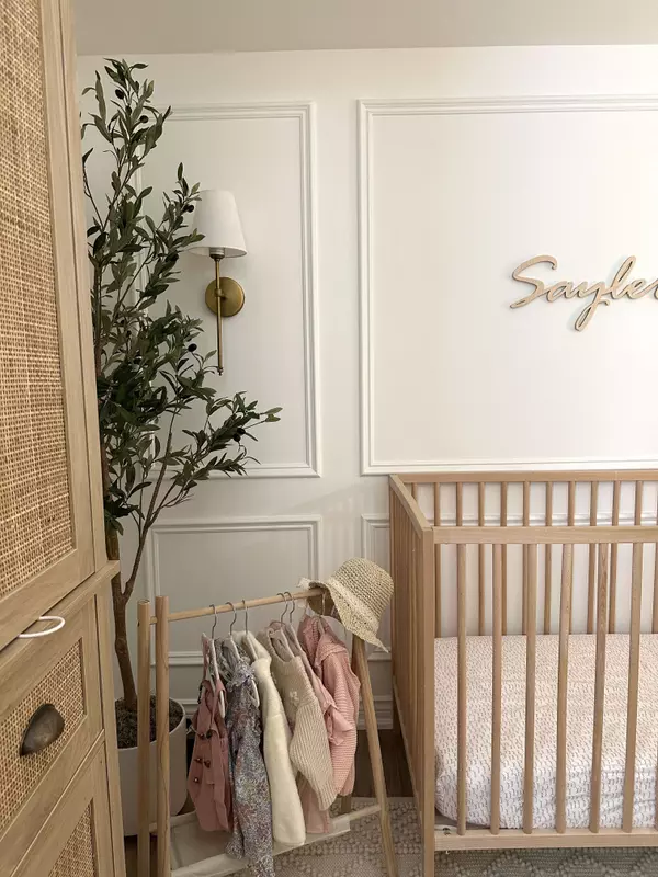 2010 Cleaver Ave #101, Burlington, ON L7M 4C1