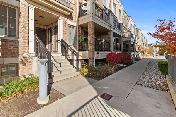 2441 Greenwich DR N #42, Oakville, ON L6M 0S3