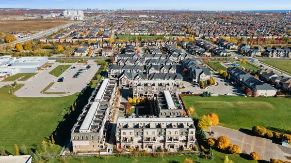 2441 Greenwich DR N #42, Oakville, ON L6M 0S3