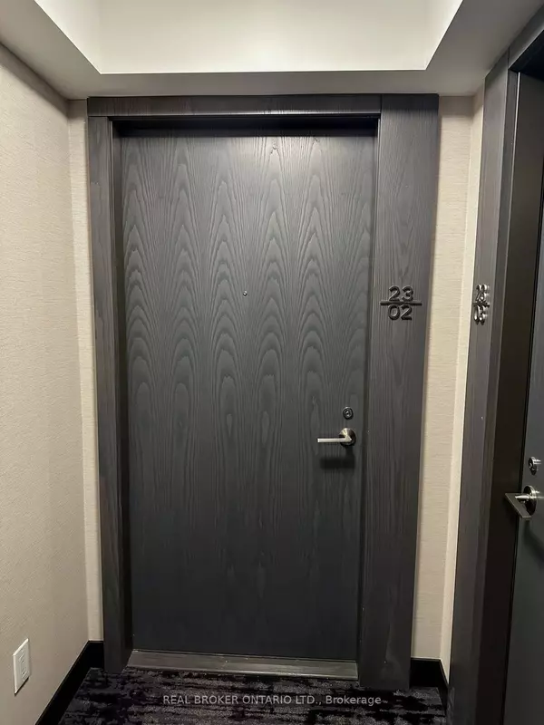 7 Mabelle AVE #2, Toronto W08, ON M9A 4X7