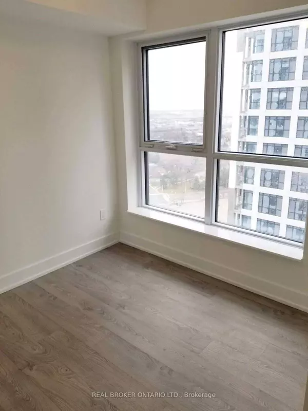 7 Mabelle AVE #2, Toronto W08, ON M9A 4X7