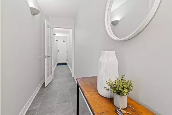 2010 Cleaver AVE #214, Burlington, ON L7M 4C1