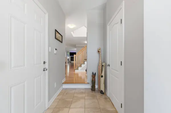 417 STALWART CRES, Blossom Park - Airport And Area, ON K1T 0H2