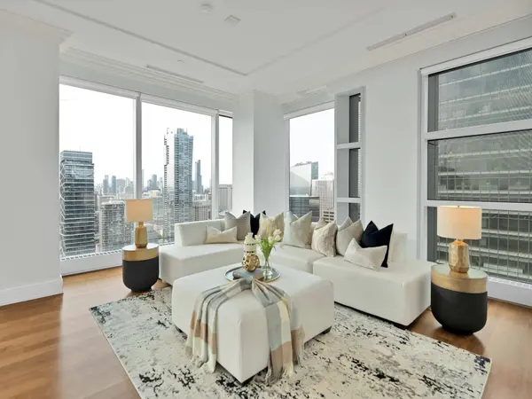 183 Wellington ST W #3803, Toronto C01, ON M5V 0A1