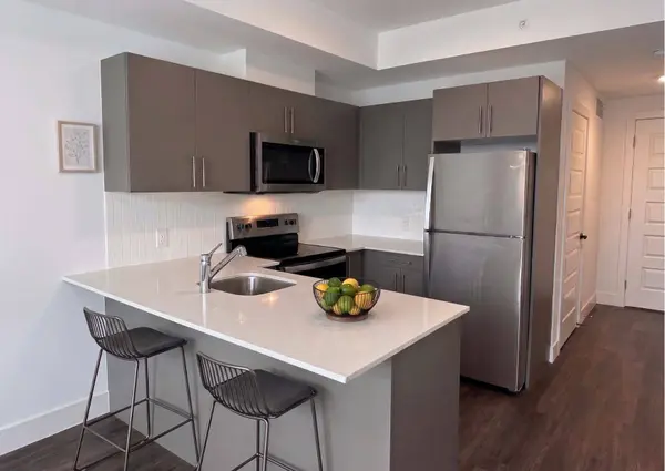 26 Lowes RD #509, Guelph, ON N1G 4X2