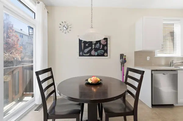 417 STALWART CRES, Blossom Park - Airport And Area, ON K1T 0H2