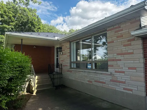 67 Lakeside DR, Grimsby, ON L3M 2L3