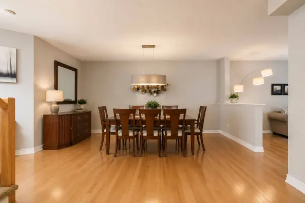 417 STALWART CRES, Blossom Park - Airport And Area, ON K1T 0H2